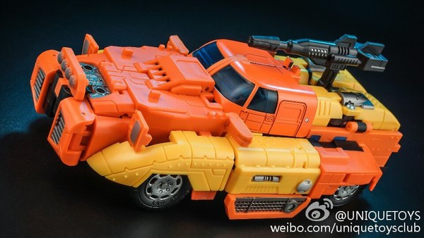 Unique Toys Sworder Unofficial Sandstorm Triplechanger More Photos 07 (7 of 9)